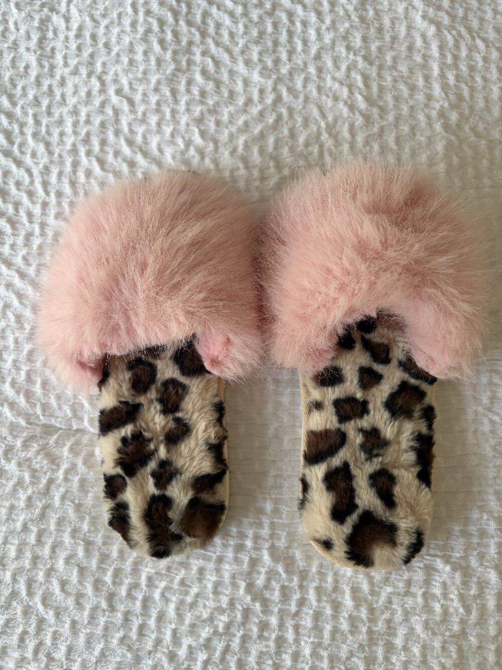 Shiraleah Vail Slippers - in Blush pink and Leopard, Size Women's 9-11